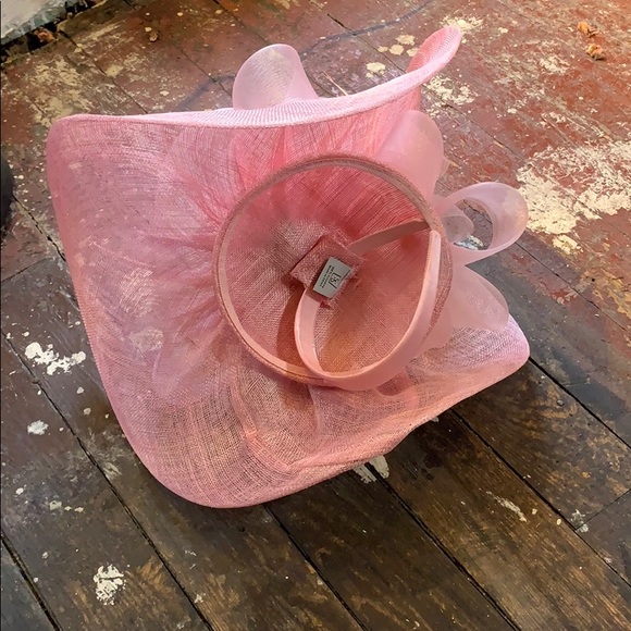 Pink hat - Picture 2 of 2